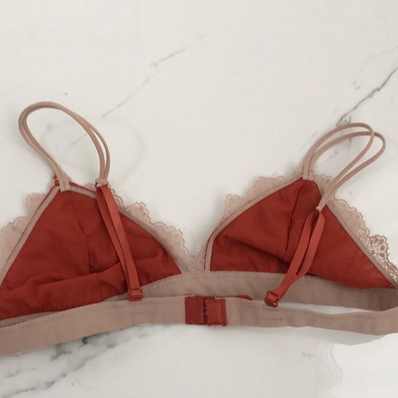 Nude lace bralette - Picture 3 of 4